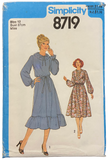 Simplicity 8719 vintage 1970s dress pattern. Bust 34 inches