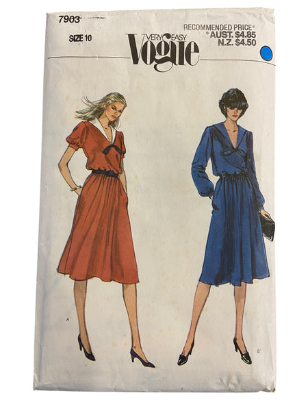 Vogue 7903 very easy vogue vintage 1970s dress pattern Bust 32.5 inches