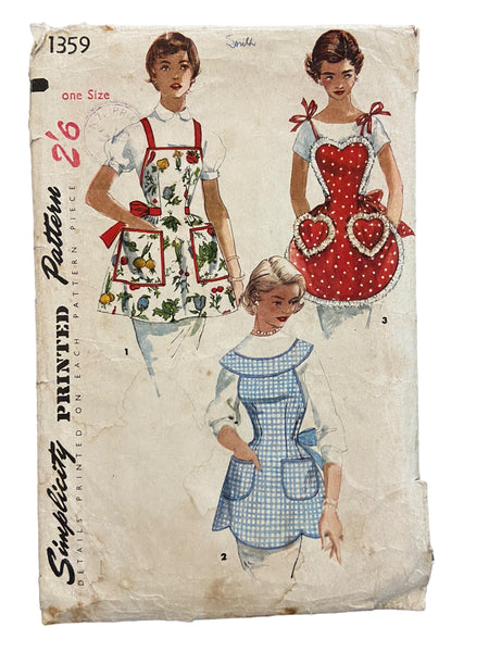 Simplicity 1359 vintage 1950s apron sewing pattern. One size