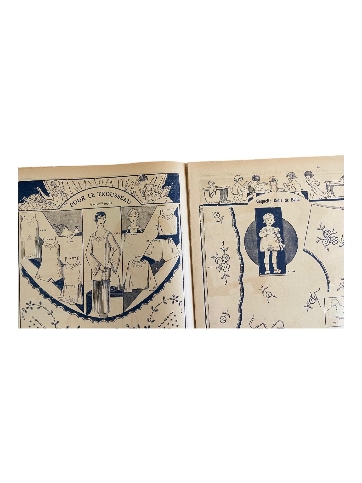 Mon Ouvrage 1 Mars 1929 vintage French craft magazine with knitting pattern for the jacket on the cover