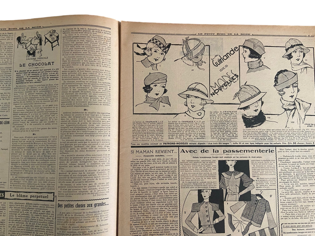 Le Petit Echo de la Mode 15 Octobre 1933 French women’s magazine with many fashion illustrations