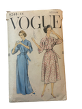 Vogue 9248 vintage 1950s dressing gown robe sewing pattern. Bust 34-36 inches