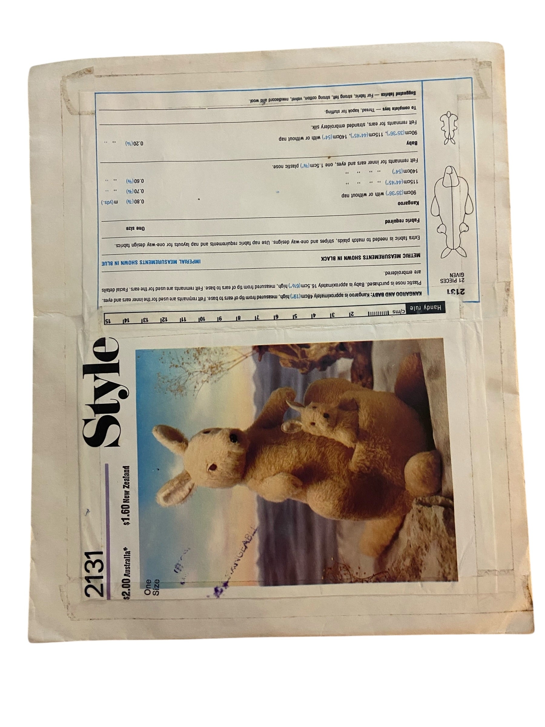 Style 2131 vintage 1970s soft toy kangaroo and baby sewing pattern
