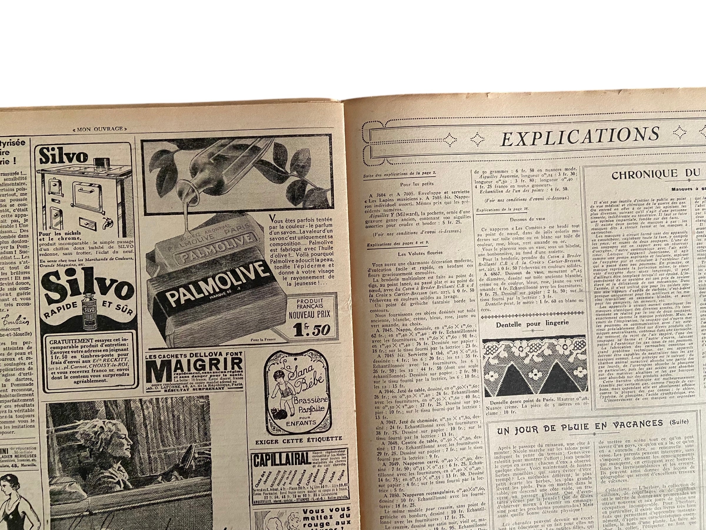 Mon Ouvrage 1 Juillet 1935 includes  knitting pattern for the blouse on the front cover