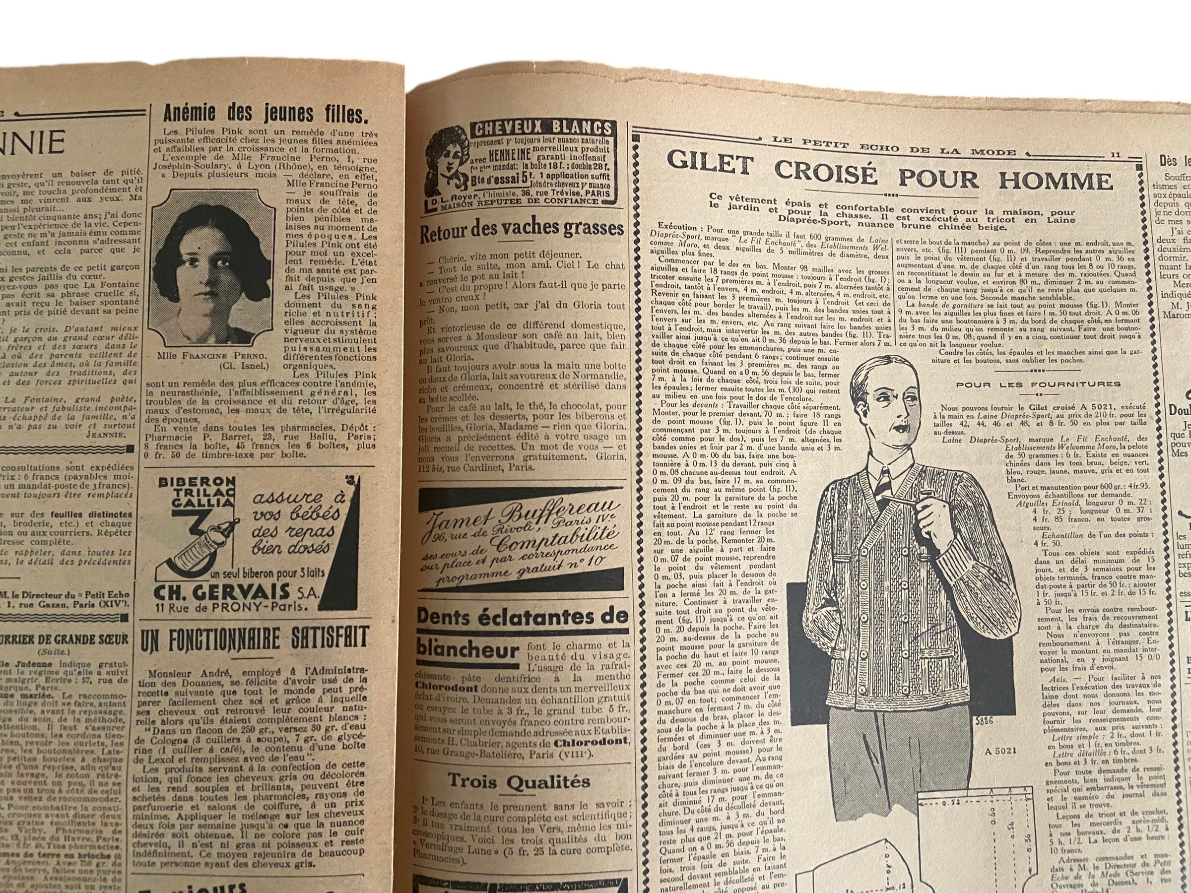 Le Petit Echo de la Mode 13 November 1932 French women’s magazine with many fashion illustrations