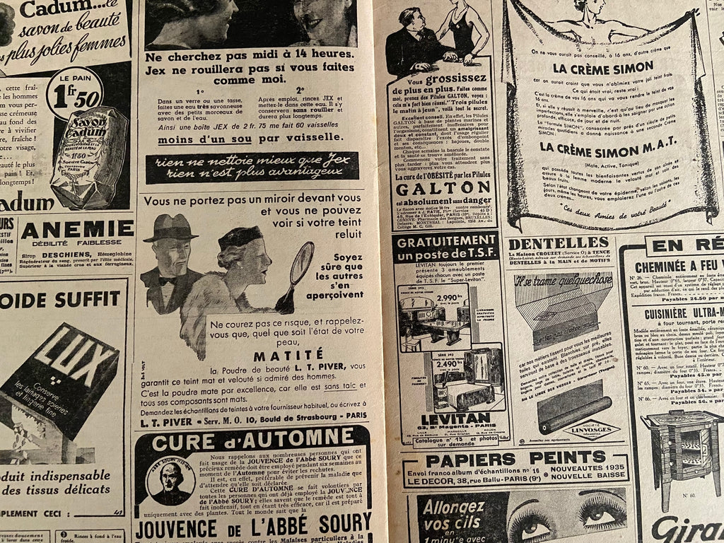 Mon Ouvrage 15 Octobre 1935 includes knitting pattern for the suit on the front cover