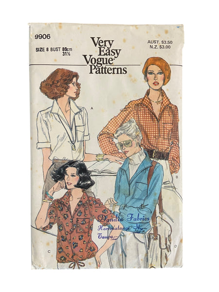 Vogue 9906 Vintage 1970s  blouse sewing pattern. Bust 31.5 inches.