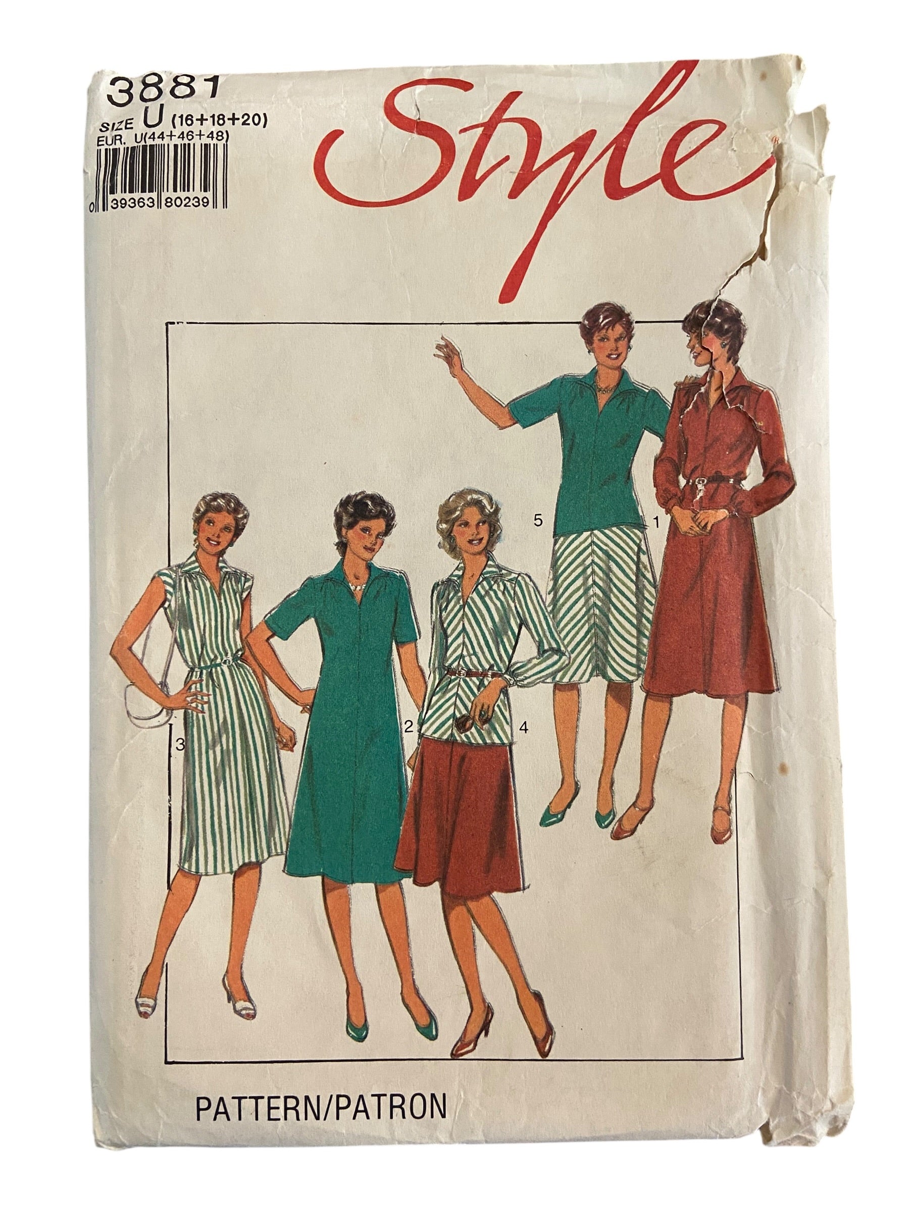 Style 3881 vintage 1970s dress or top and skirt sewing pattern. Bust 38, 40, 42 inches