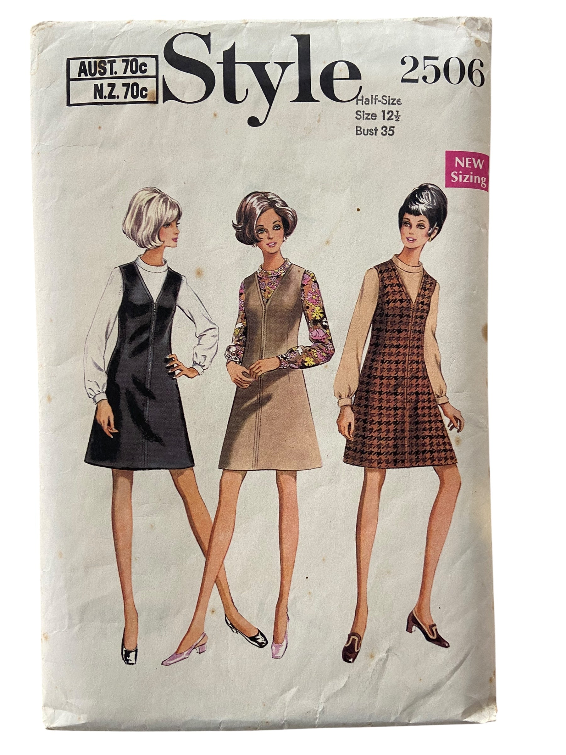 Style 2506 vintage 1960s tunic dress and blouse sewing pattern. Bust 35 inches