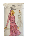 Vogue 9051 Vintage 1960s dress sewing pattern Bust 34 inches