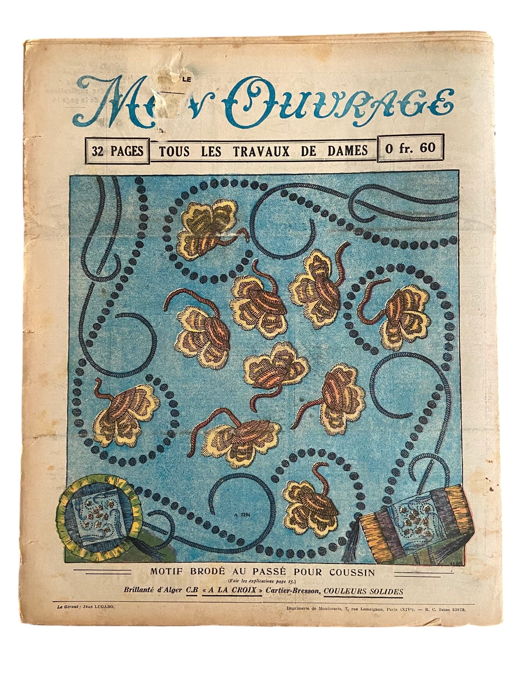 Mon Ouvrage 15 Octobre 1935 includes knitting pattern for the suit on the front cover