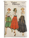 Vogue 9748 vintage 1970s skirt sewing pattern. Waist 25 inches.