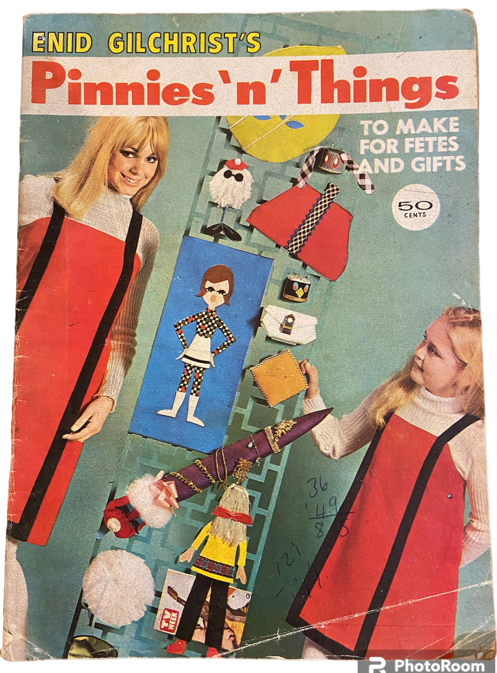 Enid Gilchrist pinnies 'n' things pattern book late 1960s or early 1970s, contains many draftable patterns