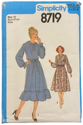 Simplicity 8719 vintage 1970s dress pattern. Bust 34 inches