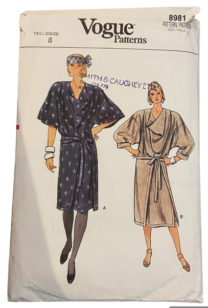 Vogue 8981 Vintage 1980s dress pattern Bust 31.5 inches