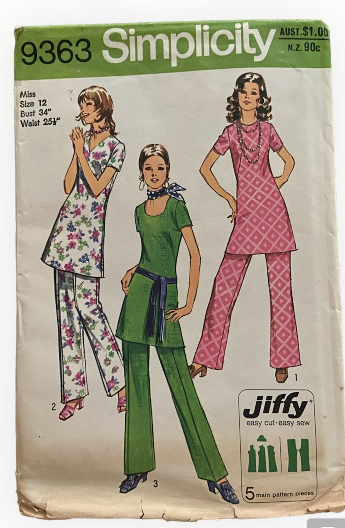 Simplicity 9363 vintage 1970s tunic and pants pattern. Bust 34 inches