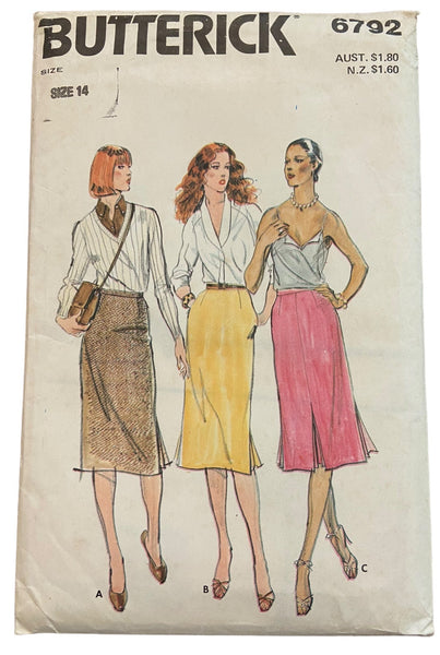 Butterick 6792 vintage 1970s skirt pattern. Waist 28 inches