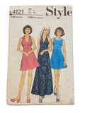 Style 4121 vintage 1970s dress sewing pattern. Bust 32.5 inches