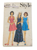 Style 4121 vintage 1970s dress sewing pattern. Bust 32.5 inches