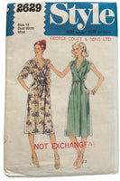 Style 2629 vintage 1970s wrap dress pattern. Bust 36 inches