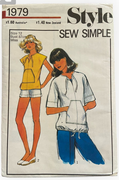 Style 1979 Vintage 1970s top sewing  pattern. Bust 34 inches