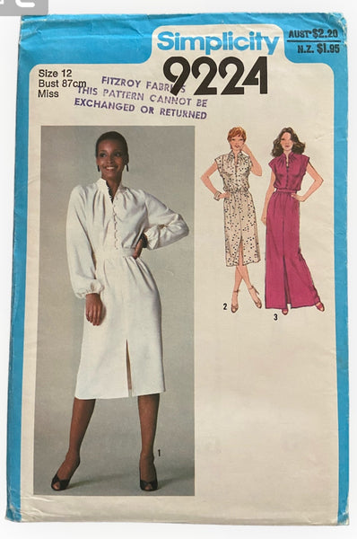 Simplicity 9224 Vintage 1970s dress sewing  pattern. Bust 34 inches