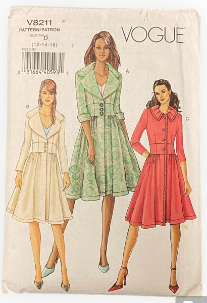 Vogue v8211 coat sewing pattern from the 2000s. Bust 34, 36, 38 inches