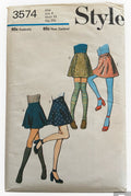 Style 3574 vintage 1970s micro skirts sewing pattern. Waist 23 inches