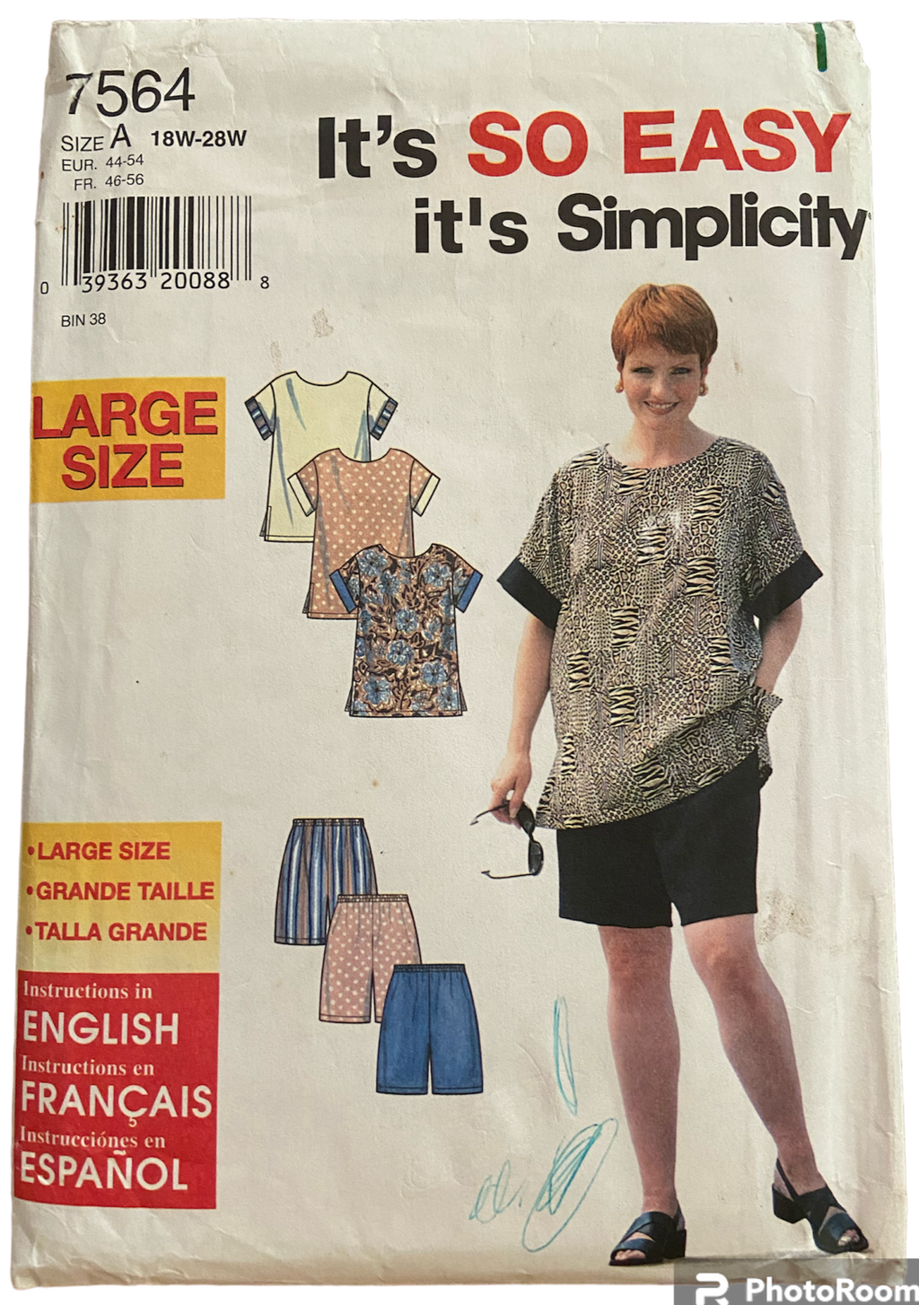 Simplicity 7564 vintage 1990s women's top and shorts sewing pattern. Bust 40-50 inches