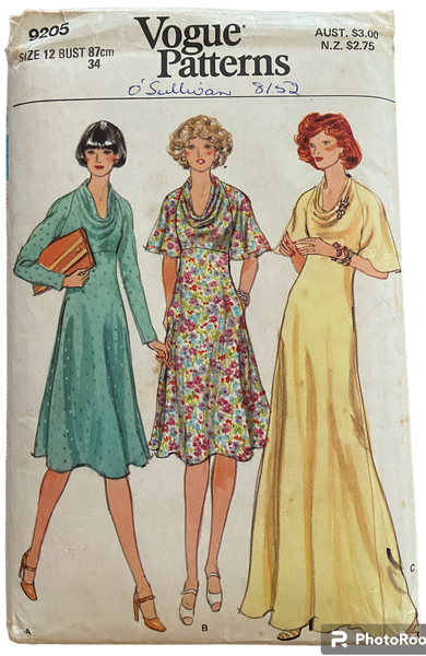 Vogue 9205 vintage 1970s day or evening dress sewing pattern Bust 34 inches