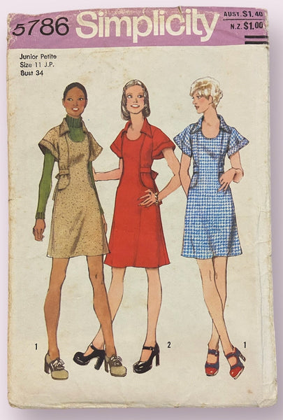 Simplicity 5786 vintage 1970s junior petites dress or jumper pattern Bust 34 inches