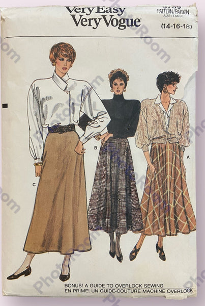Vogue 9789 vintage 1980s skirt sewing pattern Waist 28, 30, 32i nches