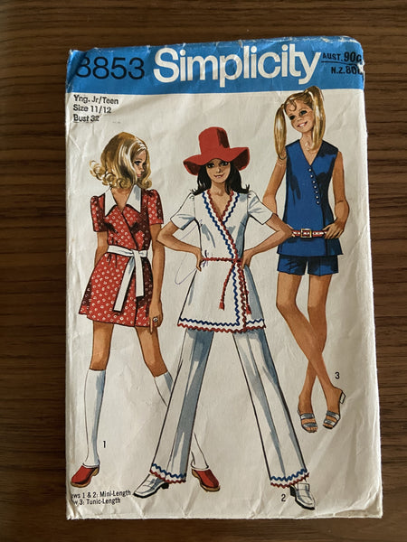 Simplicity 3853 vintage 1970s  mini-dress or tunic and pants pattern