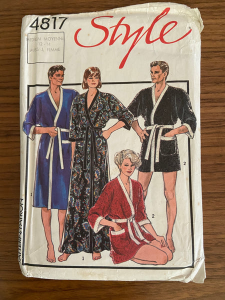 Style 4817 6968 vintage 1980s unisex robe sewing pattern Bust 34 and 36 inches