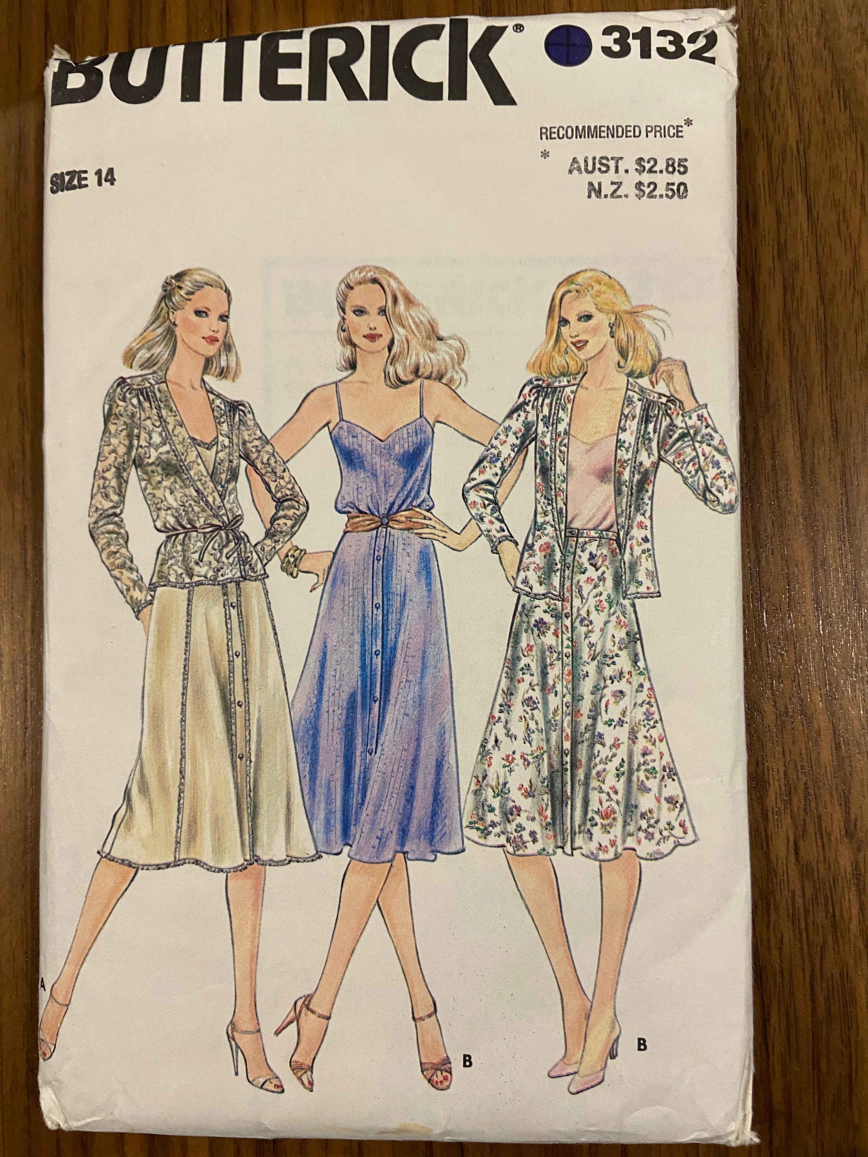 Butterick 3132 vintage 1980s skirt, jacket and camisole top sewing pattern