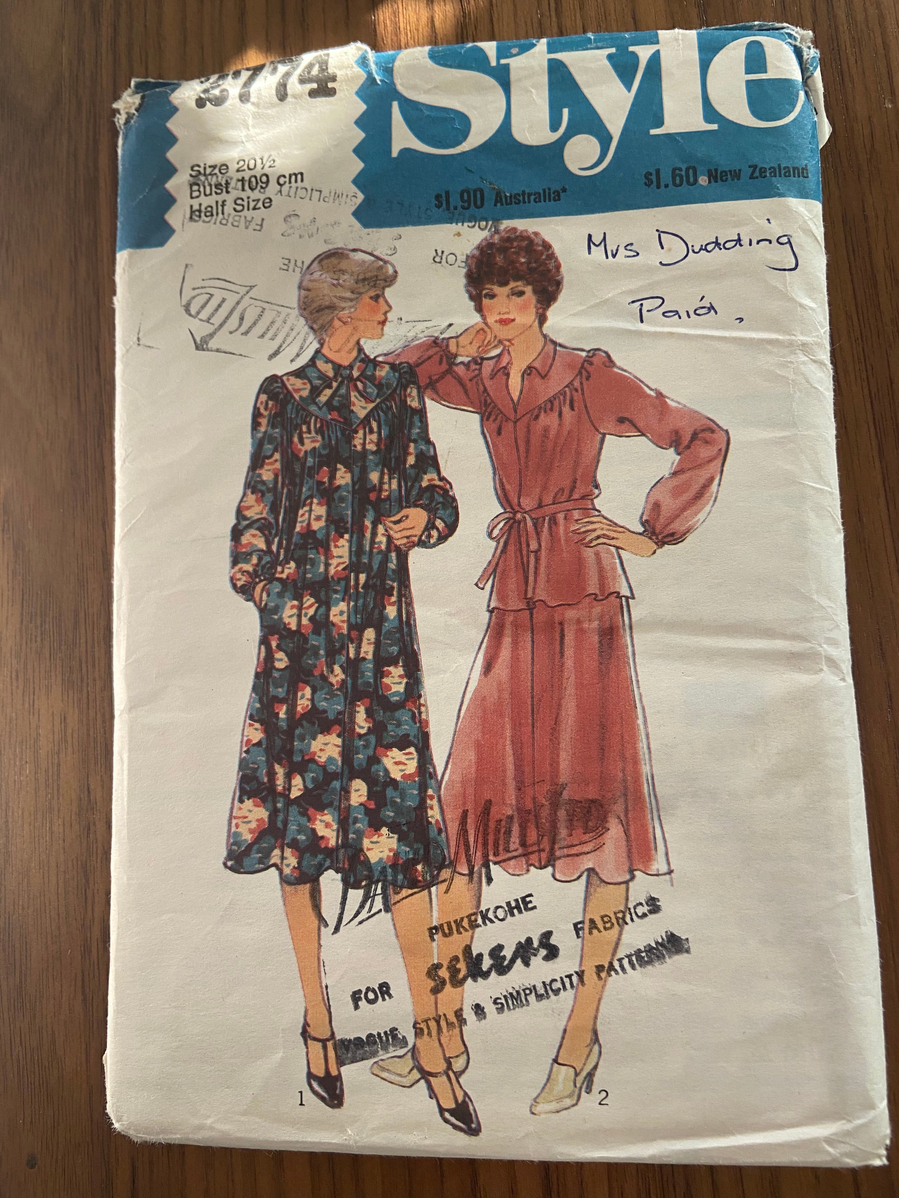 Style 2774 vintage 1970s top, skirt and dress sewing pattern Bust 43 inches