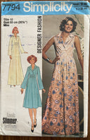 Simplicity 7794 vintage 1970s  dress pattern Bust 32 1/2 inches