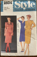 Style 2834 vintage 1970s  dress pattern Bust 32 1/2 inches