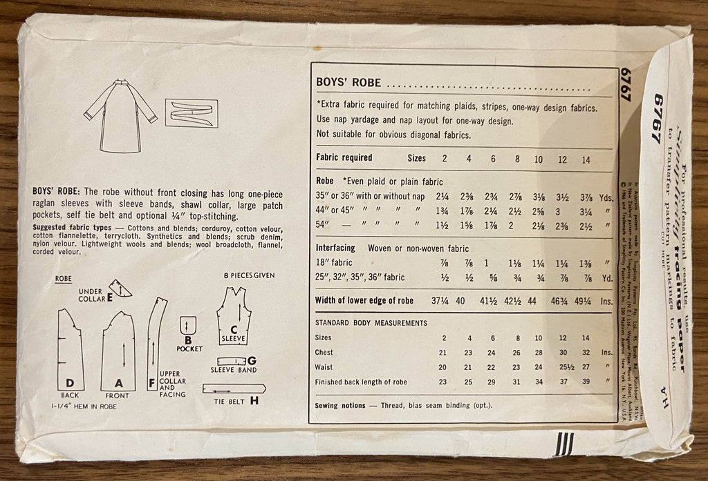 Simplicity 6767 vintage 1960s boy's robe sewing pattern