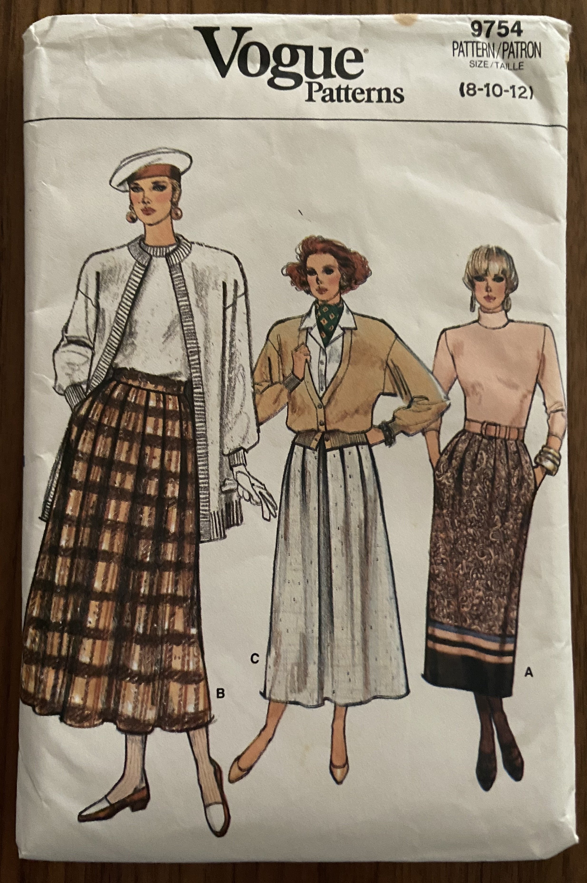 Vogue 9754 vintage 1980s skirt sewing pattern