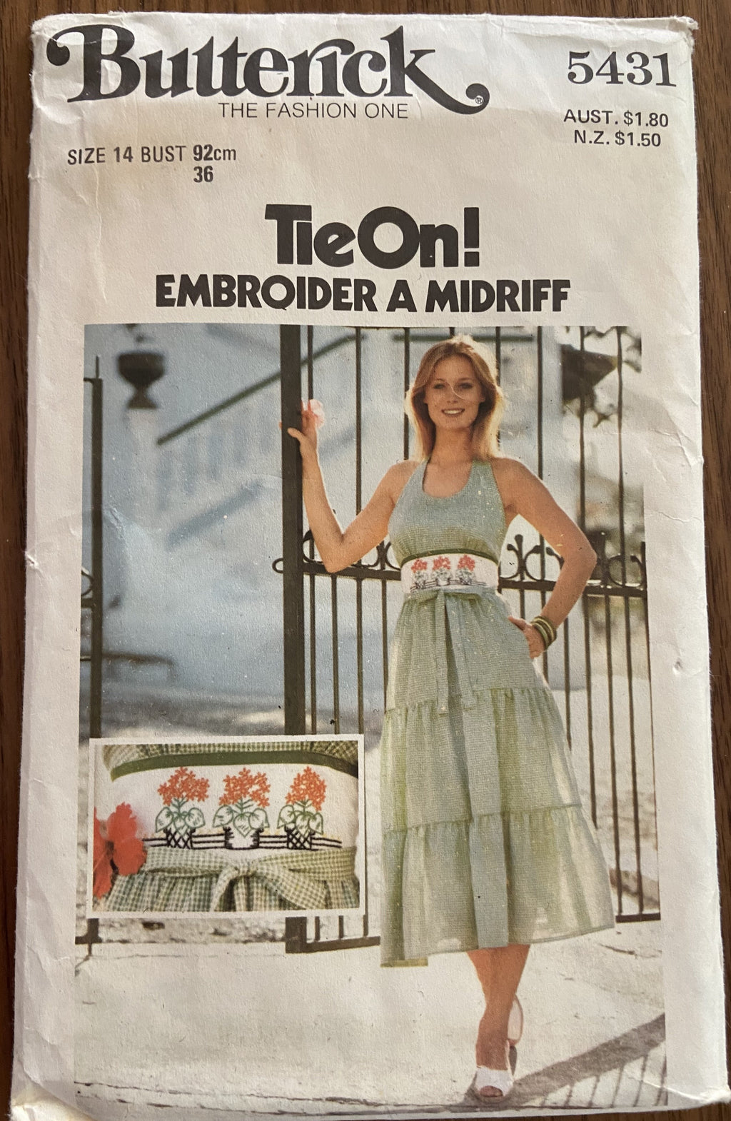 Butterick 5431 vintage 1970s dress pattern