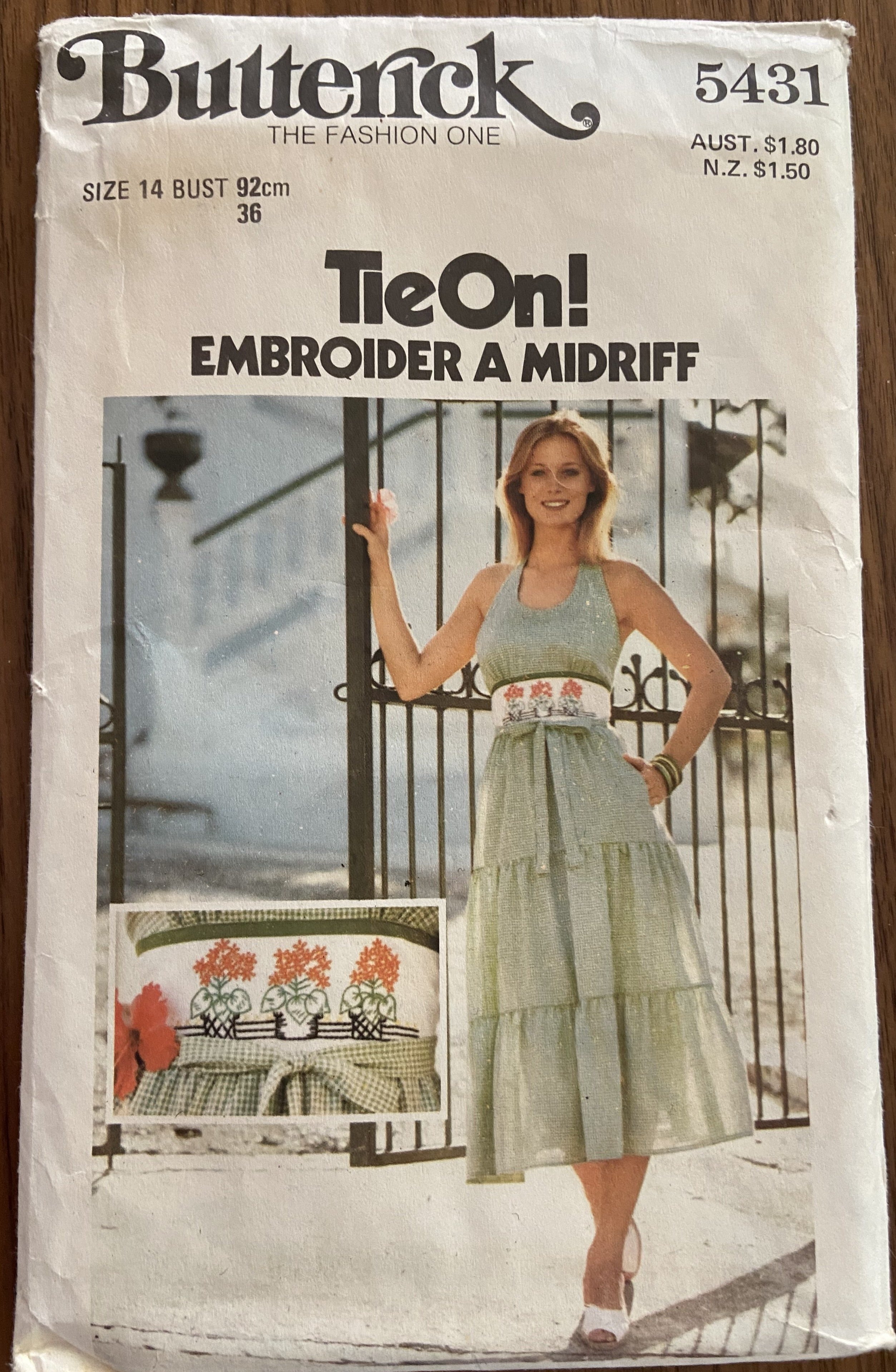 Butterick 5431 vintage 1970s dress pattern