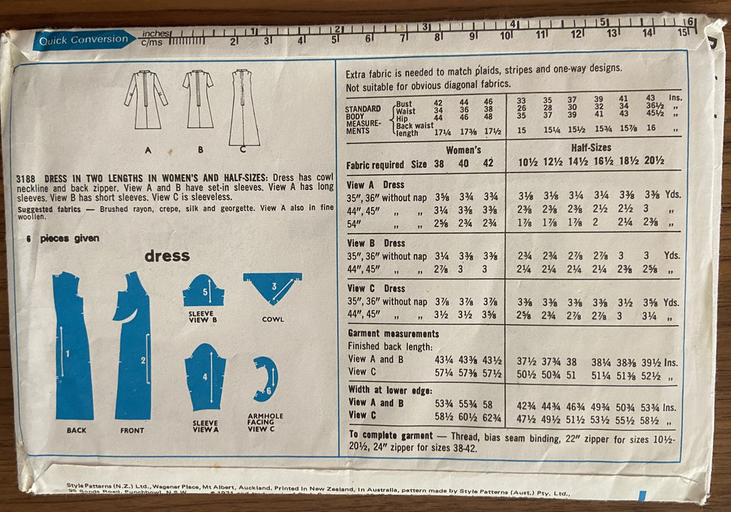 Style 3118 vintage 1970s  dress pattern Bust 35 inches