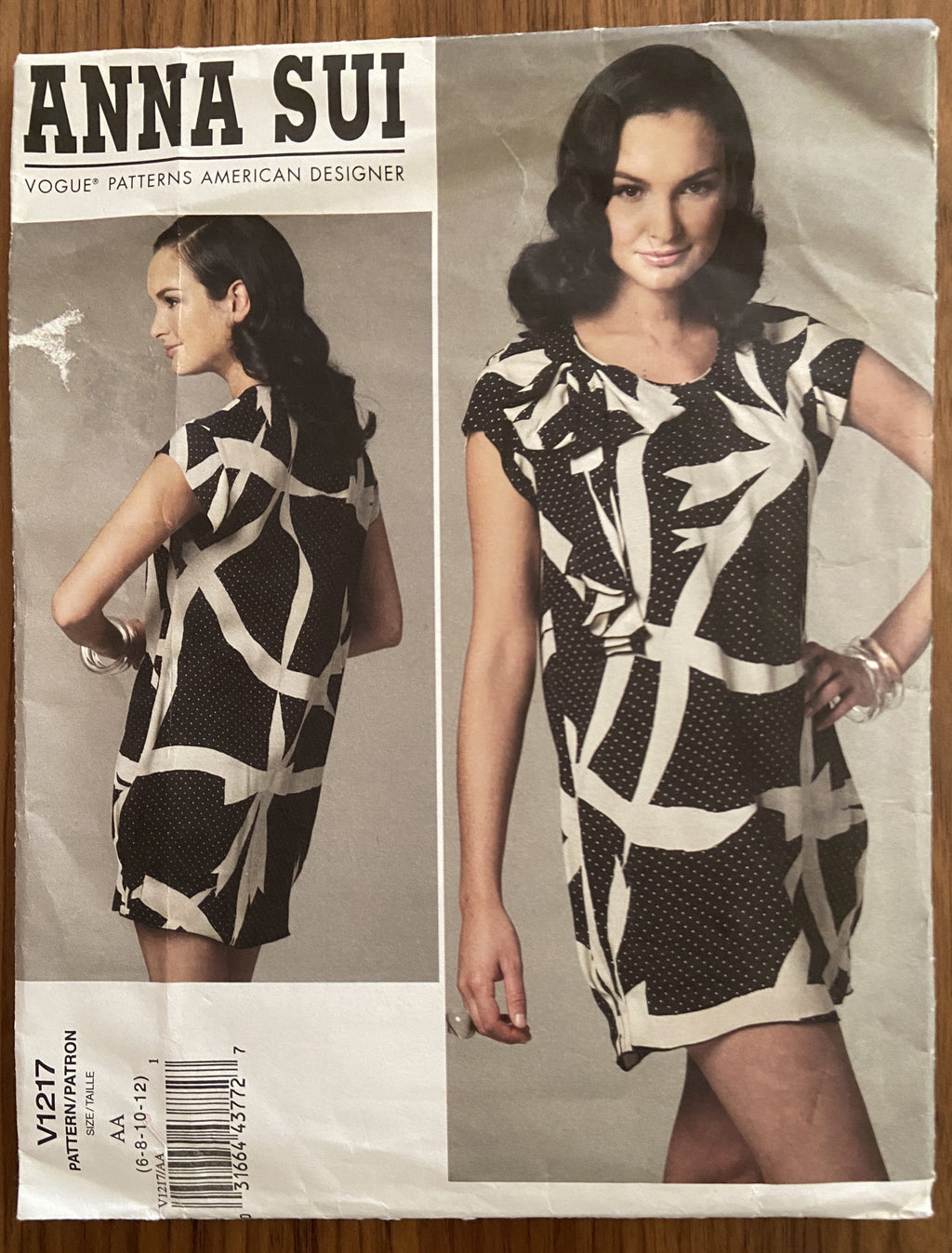 Vogue American Designer v1217 Anna Sui dress sewing pattern Bust 30 1/2 to 34 inches