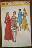 Simplicity 5989 vintage 1970s robe dressing gown sewing pattern