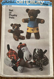 Simplicity 9647 vintage 1970s set of plushy pets soft toys teddies and dogs sewing pattern.
