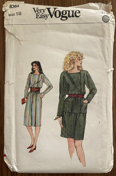 Very Easy Vogue 8364 vintage 1980s dress, skirt and top sewing pattern Bust 40 inches