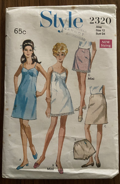Style 2320 vintage 1960s slip petticoat panties sewing pattern 34 inch bust
