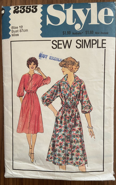 Style 2353 vintage 1970s dress pattern Bust 34 inches