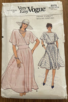 Very easy very vogue 8970 vintage 1980s dress sewing pattern Bust 32 1/2 inches